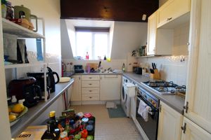 Kitchen- click for photo gallery